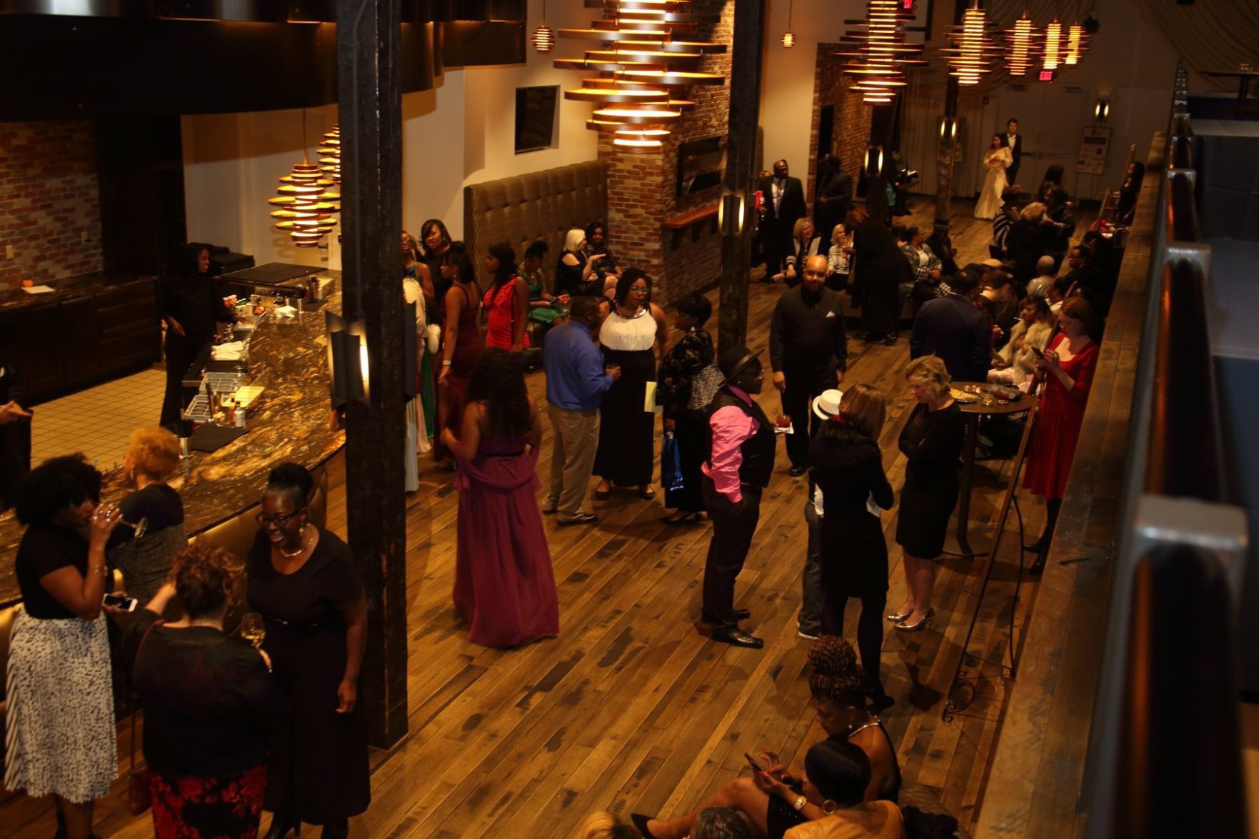 111519AlmostHomeGala_15.JPG